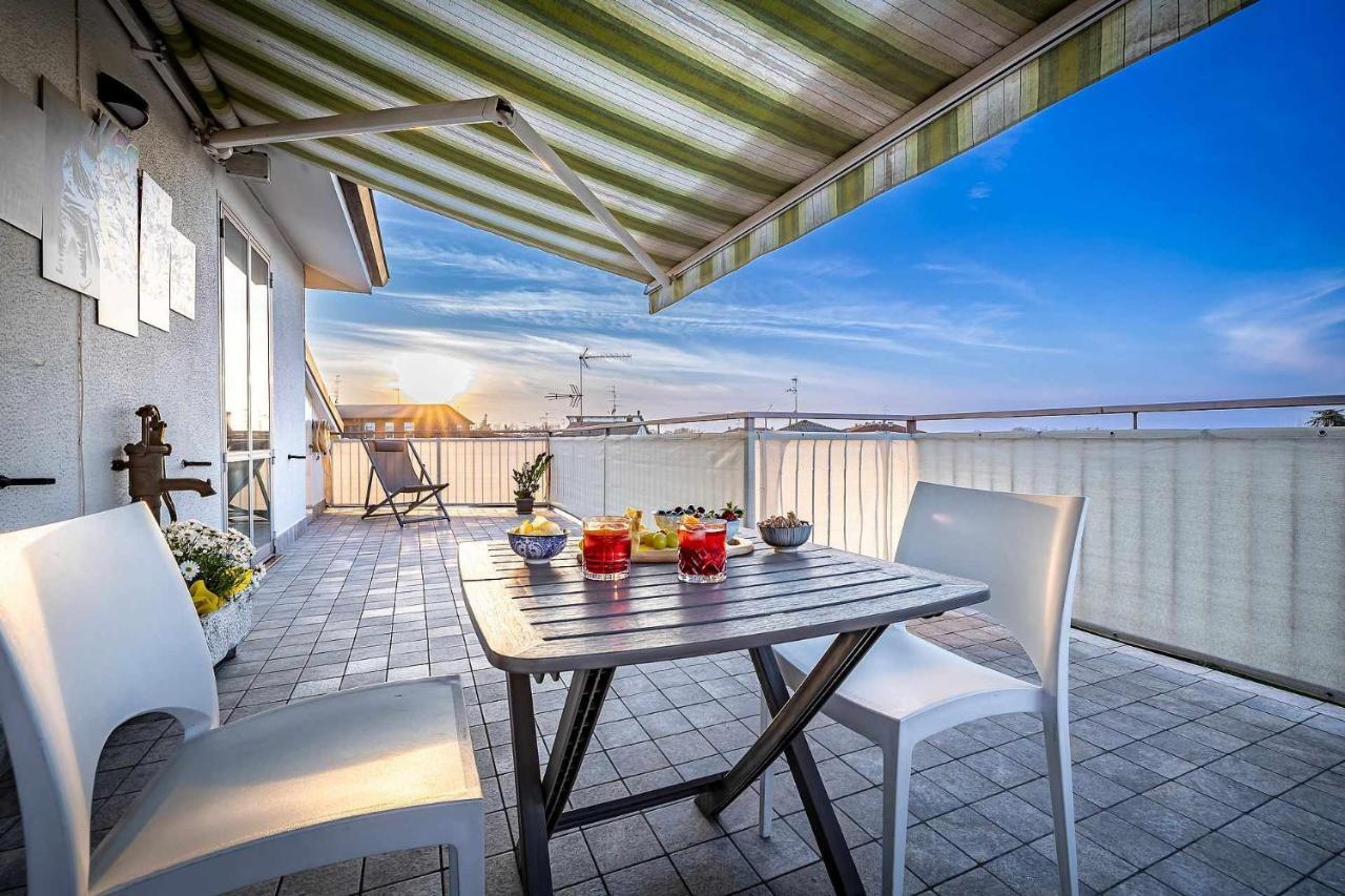 Il Terrazzo Sul Tramonto Apartment Bastiglia Exterior foto